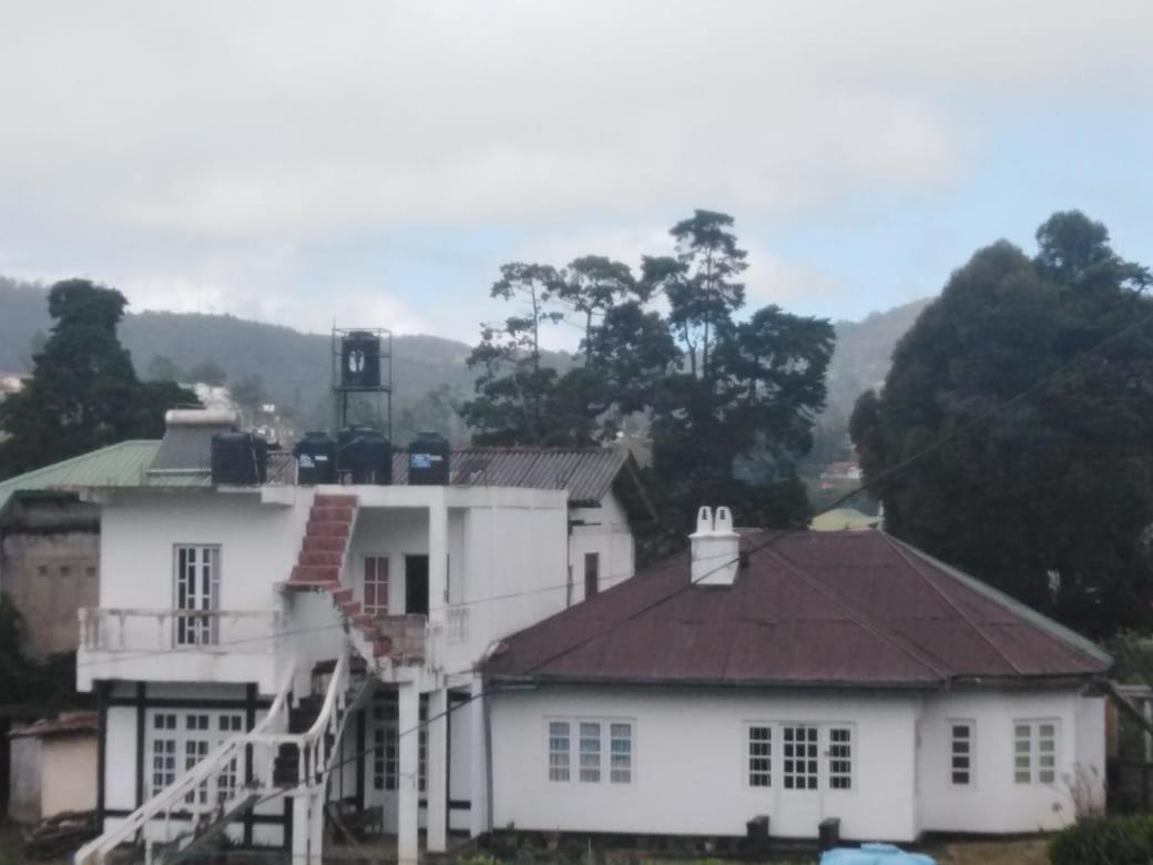 Frosty Heaven Guest House นูวาราเอลิยา ภายนอก รูปภาพ