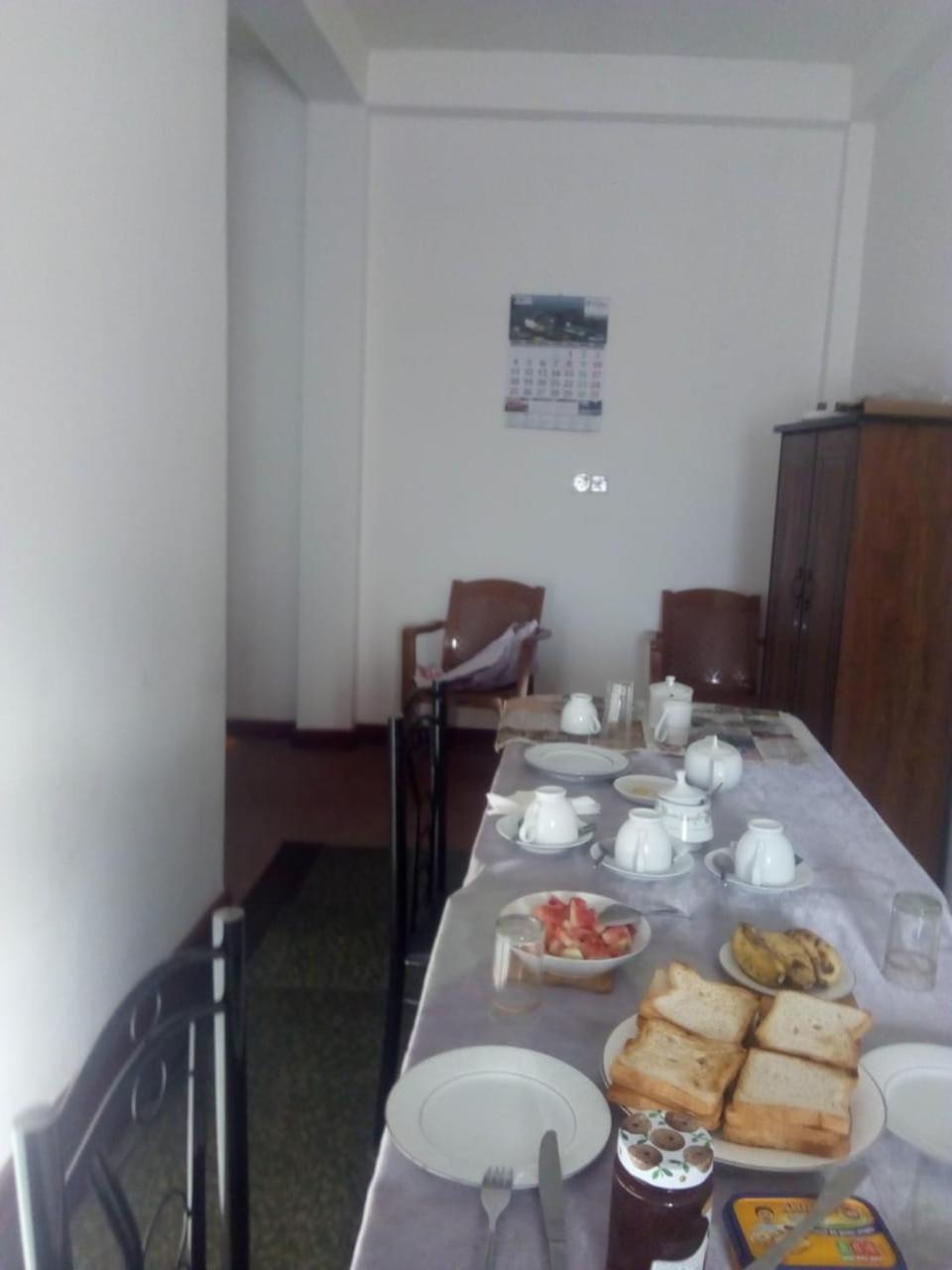 Frosty Heaven Guest House นูวาราเอลิยา ภายนอก รูปภาพ